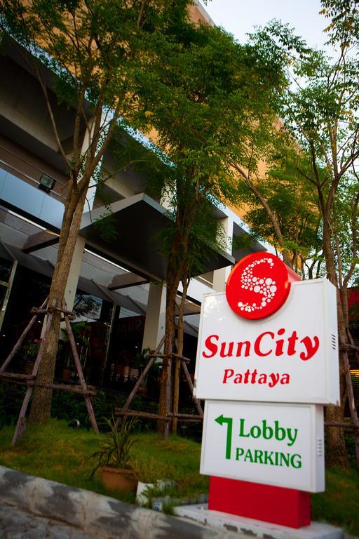 Sun City Pattaya Hotel Extérieur photo